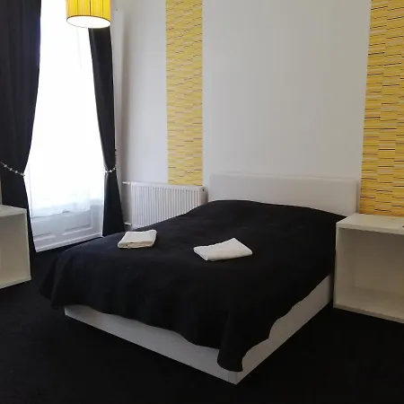 Arany Griff Hotel 3*